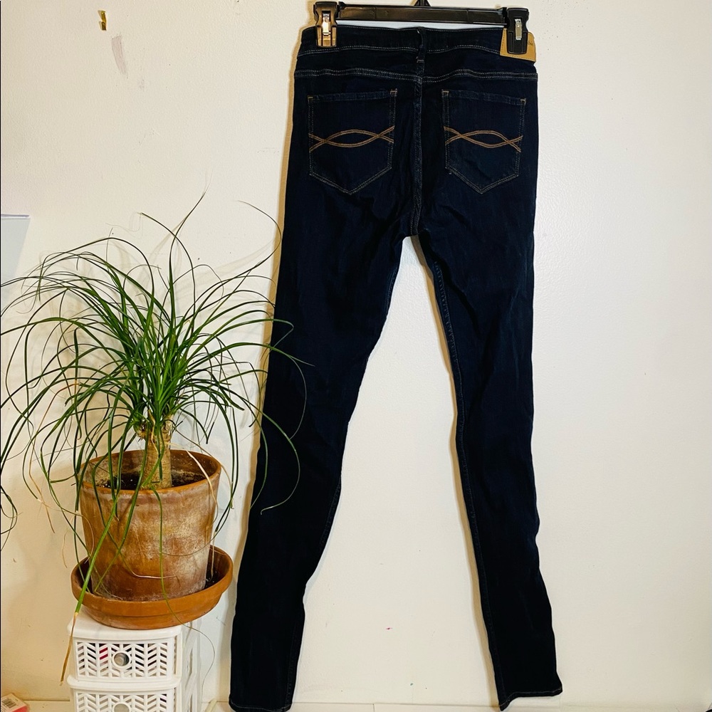 Abercrombie & Fitch Super Skinny Dark Wash Mid Rise 4L 27 33 Inseam NWOT - Picture 2 of 4